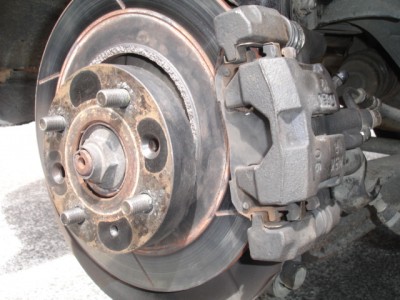 Mazda rear brakes003.jpg